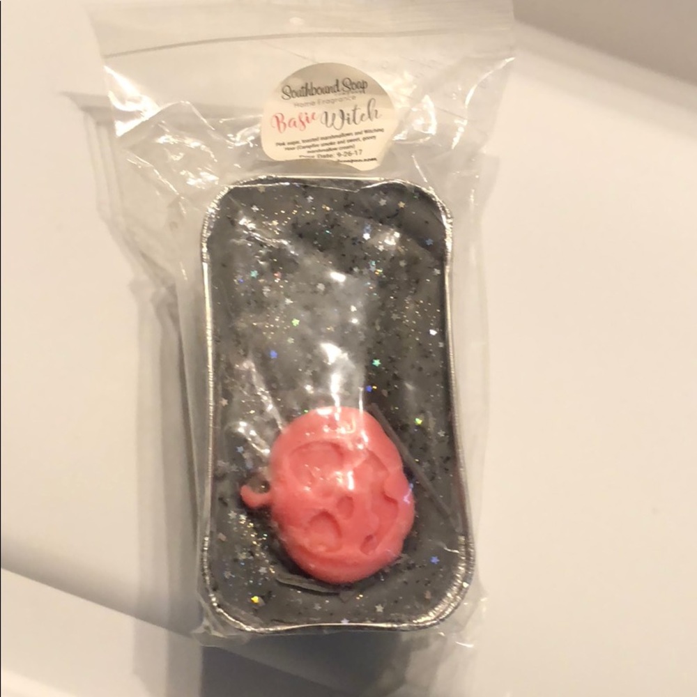 Southbound soap candle co. Wax melt loaf